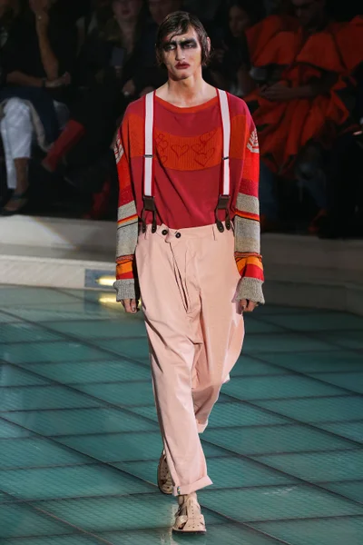 Look 13